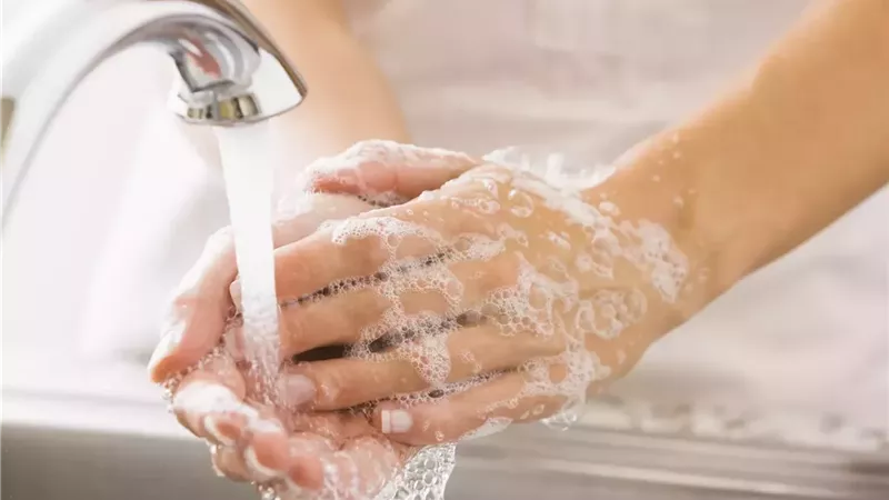 عادة بسيطة تستغرق 20 ثانية يمكن أن تحميك من العديد من الأمراض