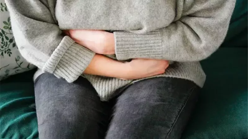 العلاقة المدهشة بين صحة الأمعاء والتوتر.. وطرق بسيطة لدعم كليهما