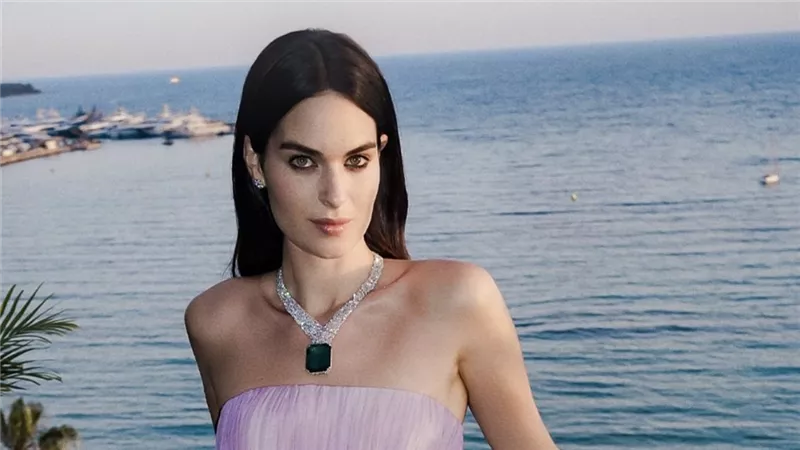 لمسات فنية ساحرة.. Chopard تكشف عن إبداعات جديدة على الريفييرا الفرنسية