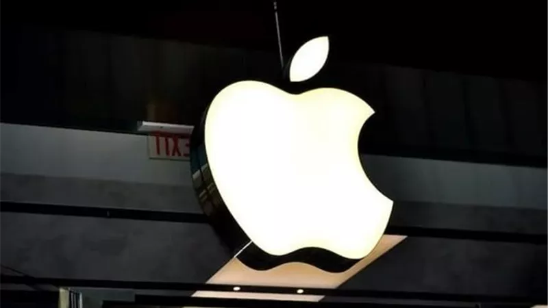 أبل تستعد لهاتف ينحني من جميع الجوانب بتقنية OLED المتطورة