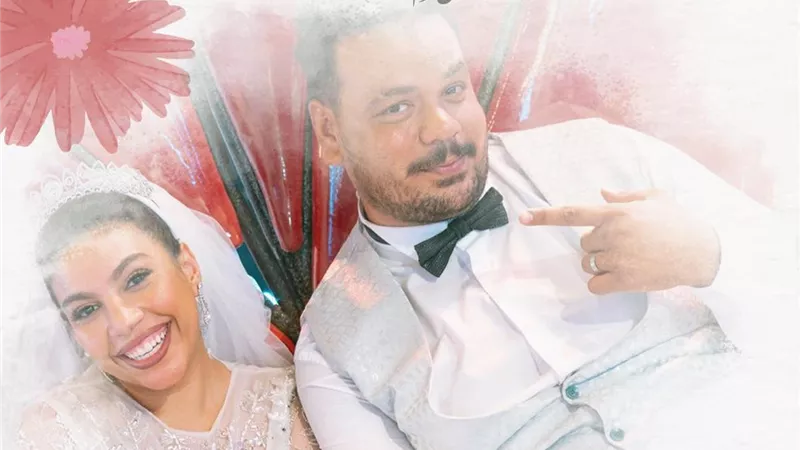 مصطفى غريب يروج لـ«الكلام على إيه» بدعوة زفاف كوميدية مع دنيا سامي