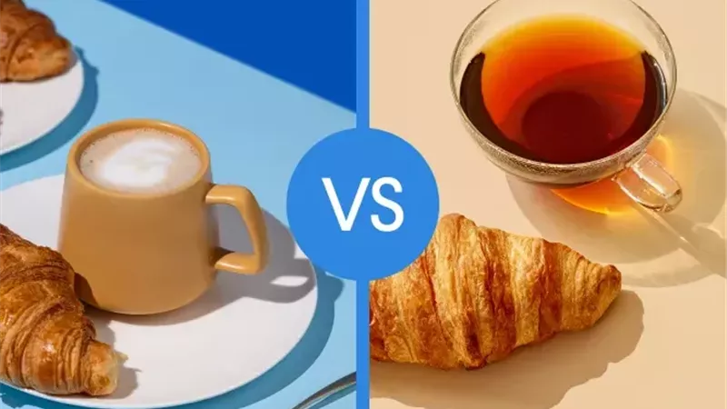 هل من الأفضل بدء يومك بالقهوة أم الشاي؟
