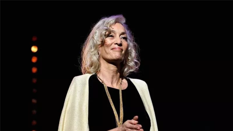 المنتجة التونسية درة بوشوشة ضمن أعضاء لجنة تحكيم مهرجان شنغهاي السينمائي