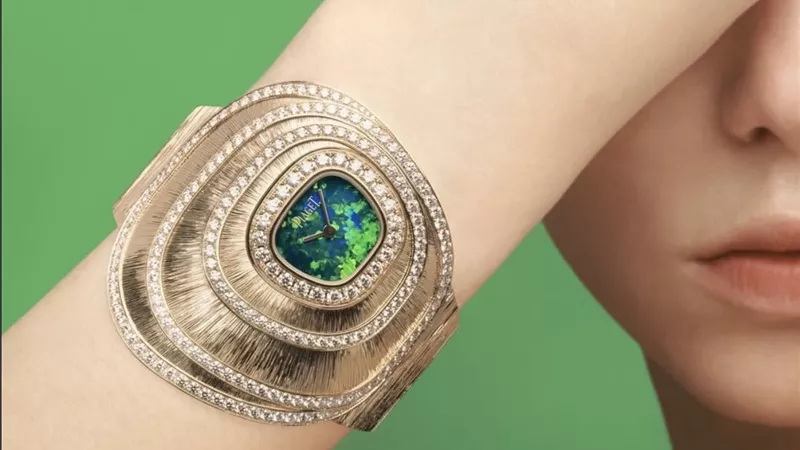     ساعات Piaget النسائية.. فخامة استثنائية تنبض بالألوان والحرفية