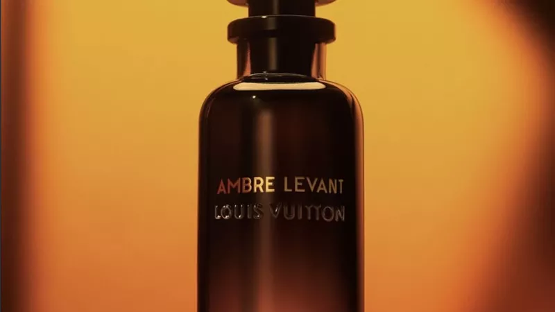      لويس فويتون تكشف عن Ambre Levant.. عطر يستلهم سحر الغروب الذهبي