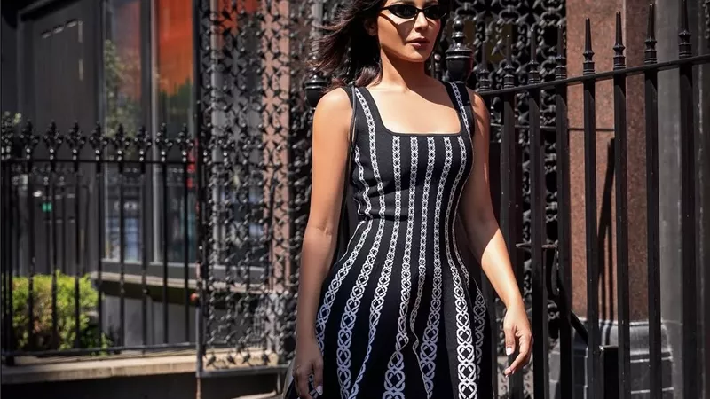 مهيرا عبد العزيز تستقبل الصيف بإطلالة أنيقة من Alaïa