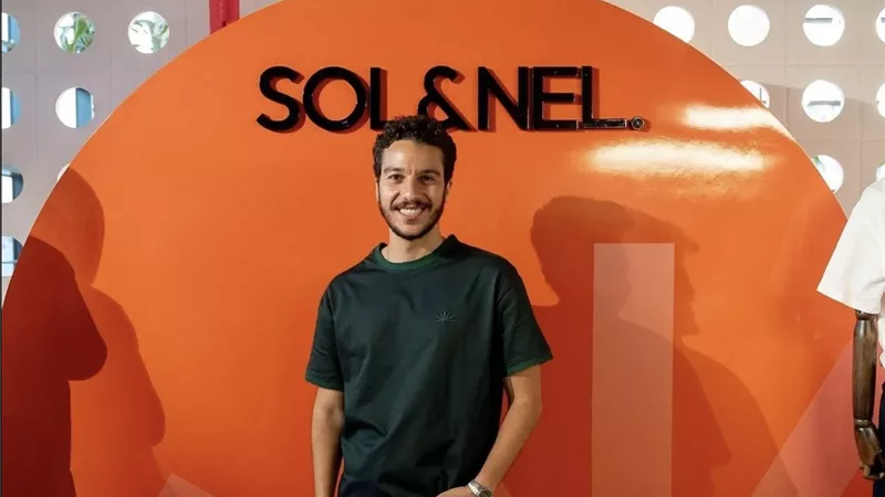 نور النبوي يخوض أولى مغامراته في عالم الأزياء بإطلاق علامة “SOL&NEL”