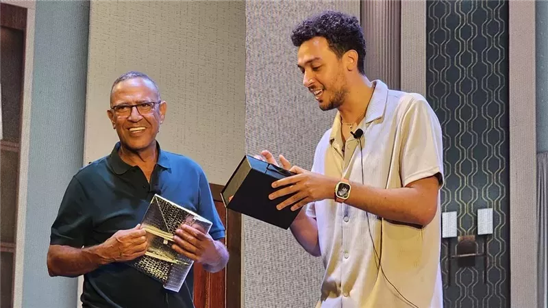 أحمد عبد الوهاب: عملت مع أشرف عبدالباقي في كتابة مسرحيات مسرح مصر.. ودوري في الساحل الشرير مفاجأة