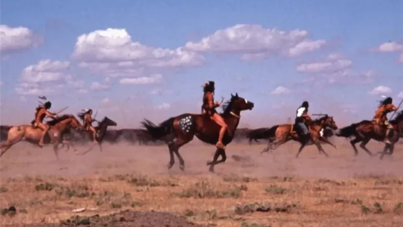 بعد 36 عامًا.. فيلم Dances With Wolves يعود للشاشة من خلال نسخة مرممة جديدة تُعرض في مهرجان لوكارنو