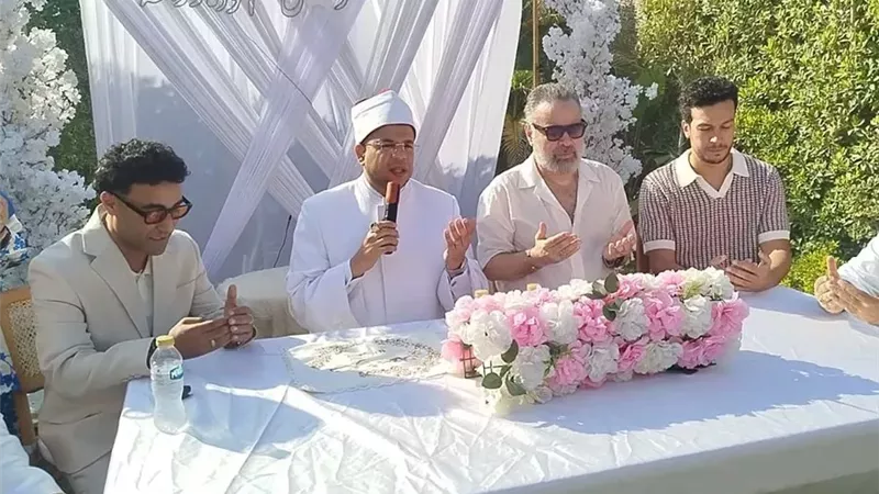 أحمد عبدالوهاب شاهدًا.. صور من عقد قران ابنة صبحى خليل والمخرج ثائر الصيرفي