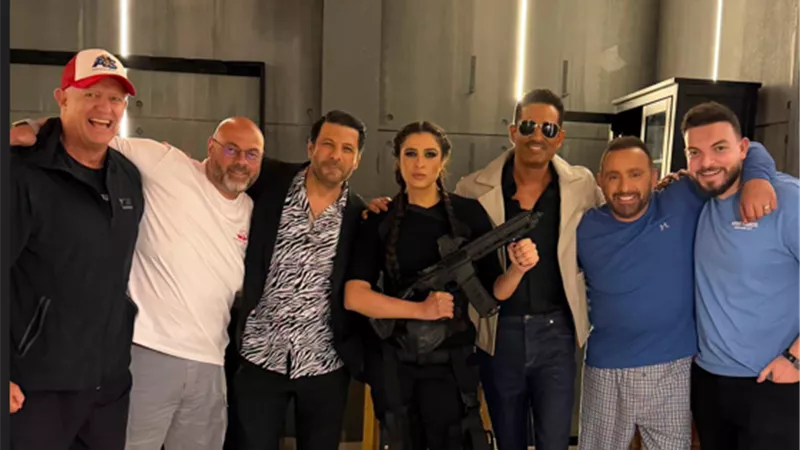 من بينهم عمرو سعد وإياد نصار.. ياسمين عبدالعزيز تكشف عن صورة تجمعها بضيوف شرف 