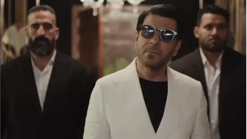 إياد نصار ضيف شرف في فيلم «خلي بالك من نفسك»