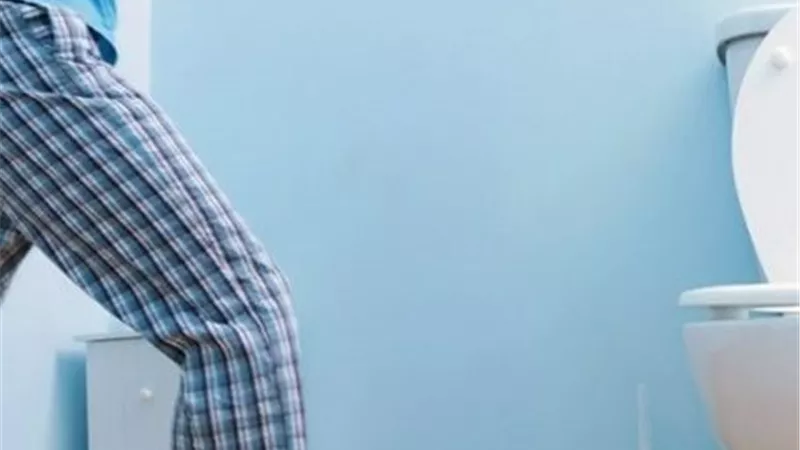 الاستيقاظ المتكرر للتبول ليلًا.. متى يكون طبيعيًا ومتى يستدعي زيارة الطبيب؟