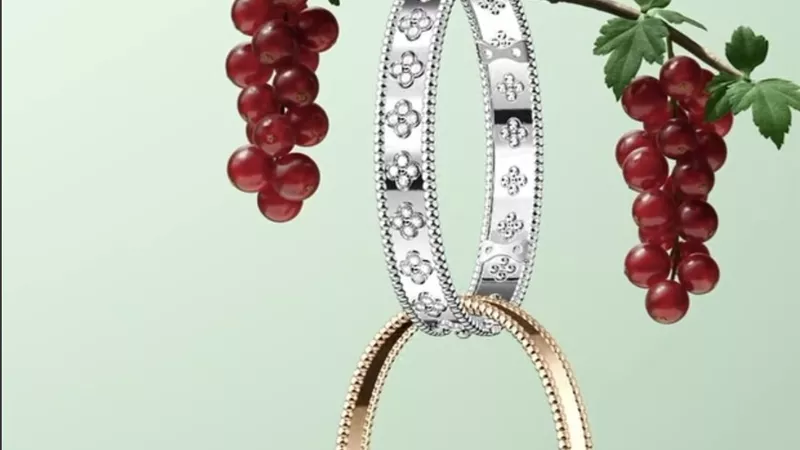 Van Cleef & Arpels تحتفي بجمال الطبيعة مع مجموعة Perlée الأيقونية