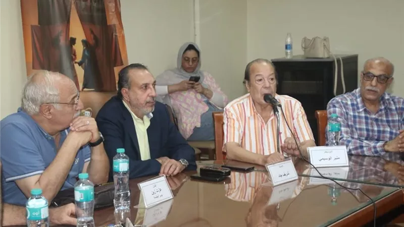 شهادات تستعيد مسيرة محمد عزت في «يوم الوفاء لرموز المسرح» بالمهرجان القومي للمسرح المصري