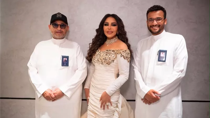 بعد نجاحه.. أحلام توجه رسالة لفريق عملها في حفلها الأخير بموسم جدة 