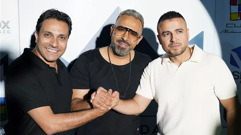 بالصور .. كواليس تصوير احدث البومات 