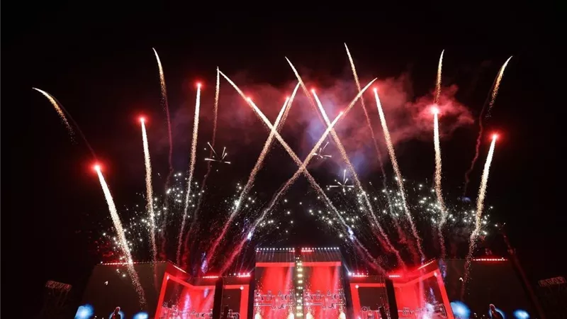 عمرو دياب يشعل افتتاح U Arena في العلمين الجديدة