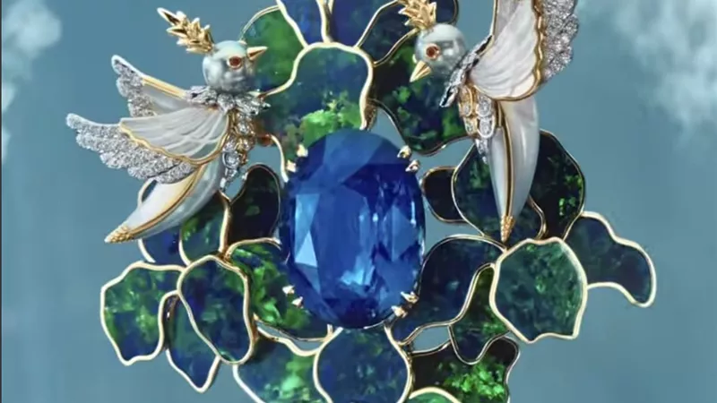 Tiffany & Co. تحلق بعيدًا بإبداع استثنائي في تحفة Legendary Bird الجديدة