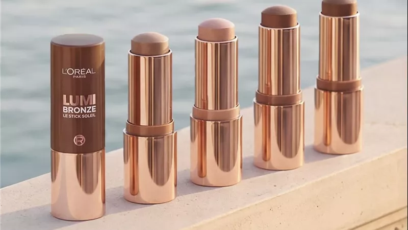 5 درجات لبشرة برونزية مثالية.. L’Oréal Paris تستحضر دفء صيف الريفييرا الفرنسية
