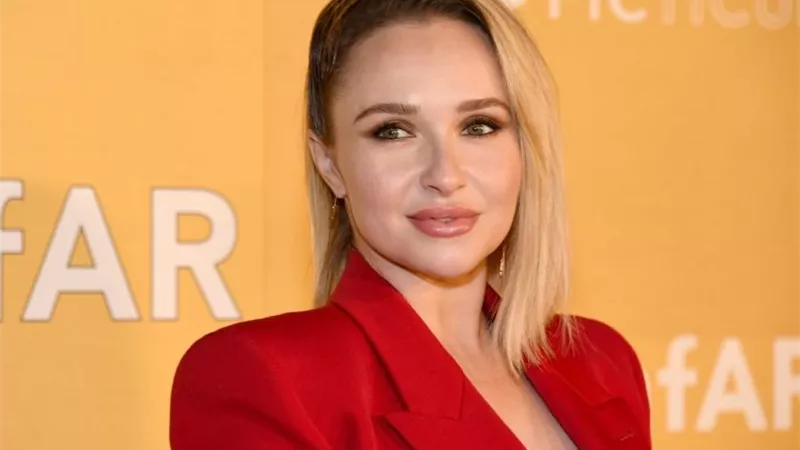 رحيل الممثلة هايدن بانتير عن عمر 36 عاما في ظروف غامضة