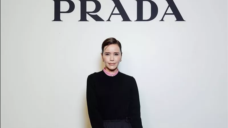 نجوم الفن والموضة يجتمعون في افتتاح متجر Prada الجديد بسنغافورة
