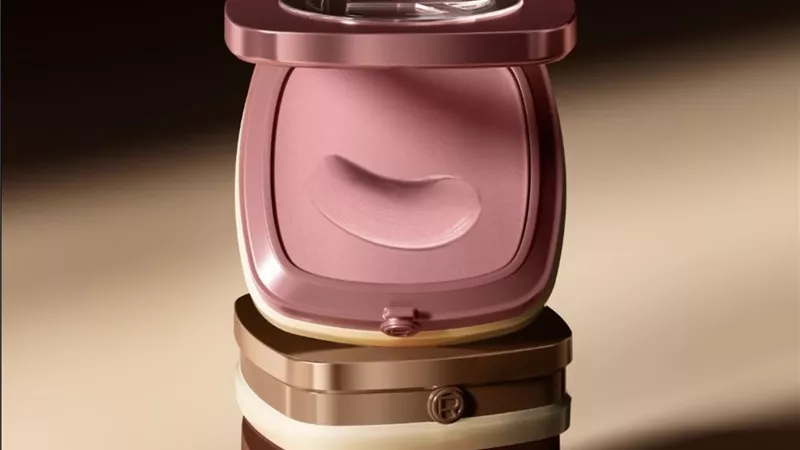 L’Oréal Paris تطلق لمسة جديدة من الإشراقة مع True Match Hyaluron Tinted Balm
