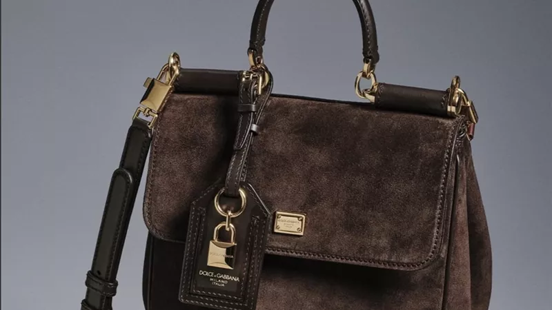 Dolce & Gabbana تستعرض فخامة Sartoriale بتفاصيل عصرية ولافتة