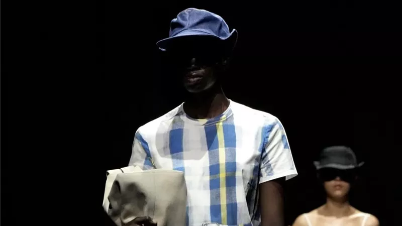 Maison Margiela تكشف عن رؤيتها العصرية لموسم ربيع وصيف 2027 في ميلانو