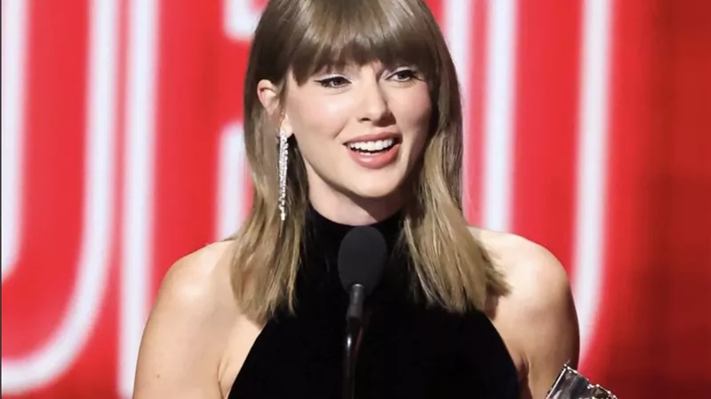 تايلور سويفت تتوج بـ«فيديو العام» وتحصد لقب الأكثر تتويجًا في تاريخ MTV VMAs