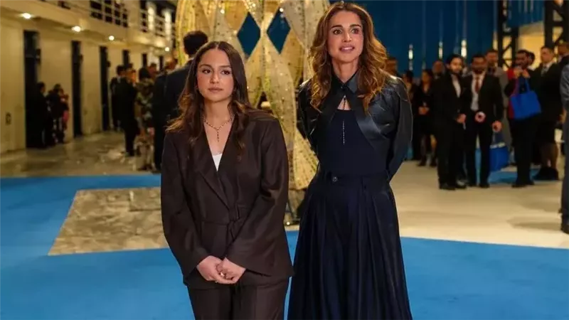 الأميرة إيمان تتألق ببدلة Herskind ومجوهرات Bulgari