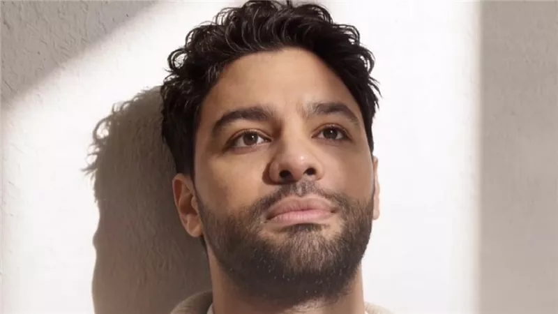 أحمد جمال ينسحب من مهرجان الموسيقى العربية.. ويكشف السبب