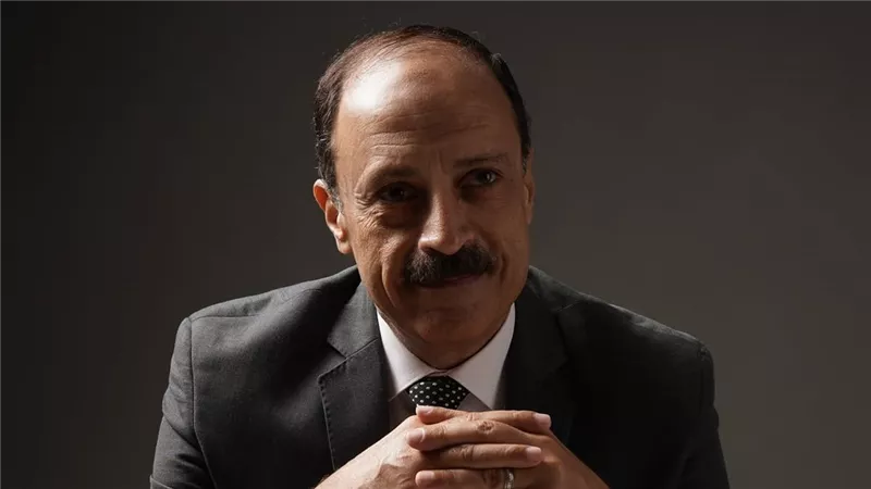 مفاجأة 