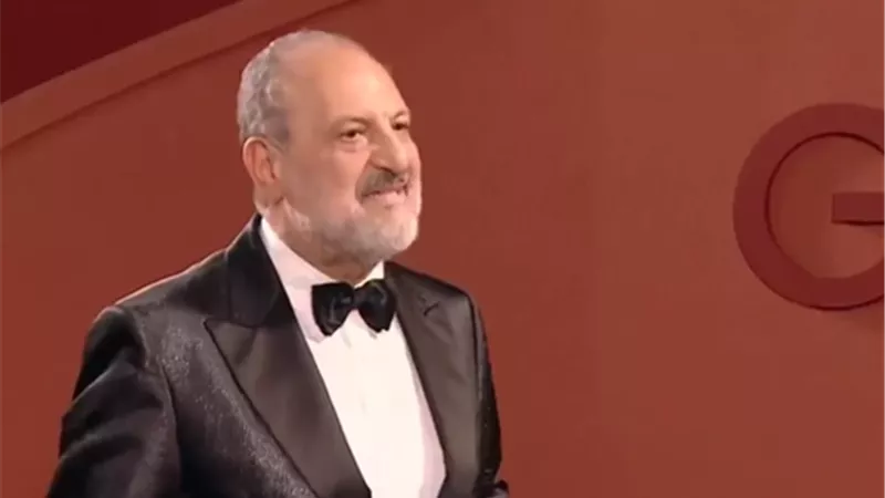 خالد الصاوي: تكريم منى زكي في مهرجان الجونة مستحق.. وقررت 