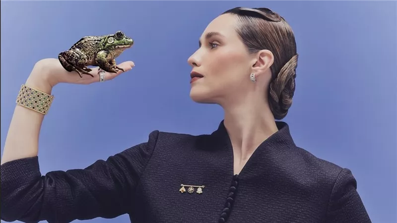 ديور Dior تحوّل عالم الحكايات الخيالية إلى مجوهرات آسرة في أحدث جلسة تصوير