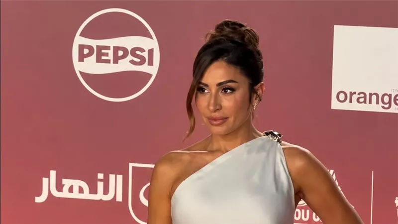 دينا الشربيني 